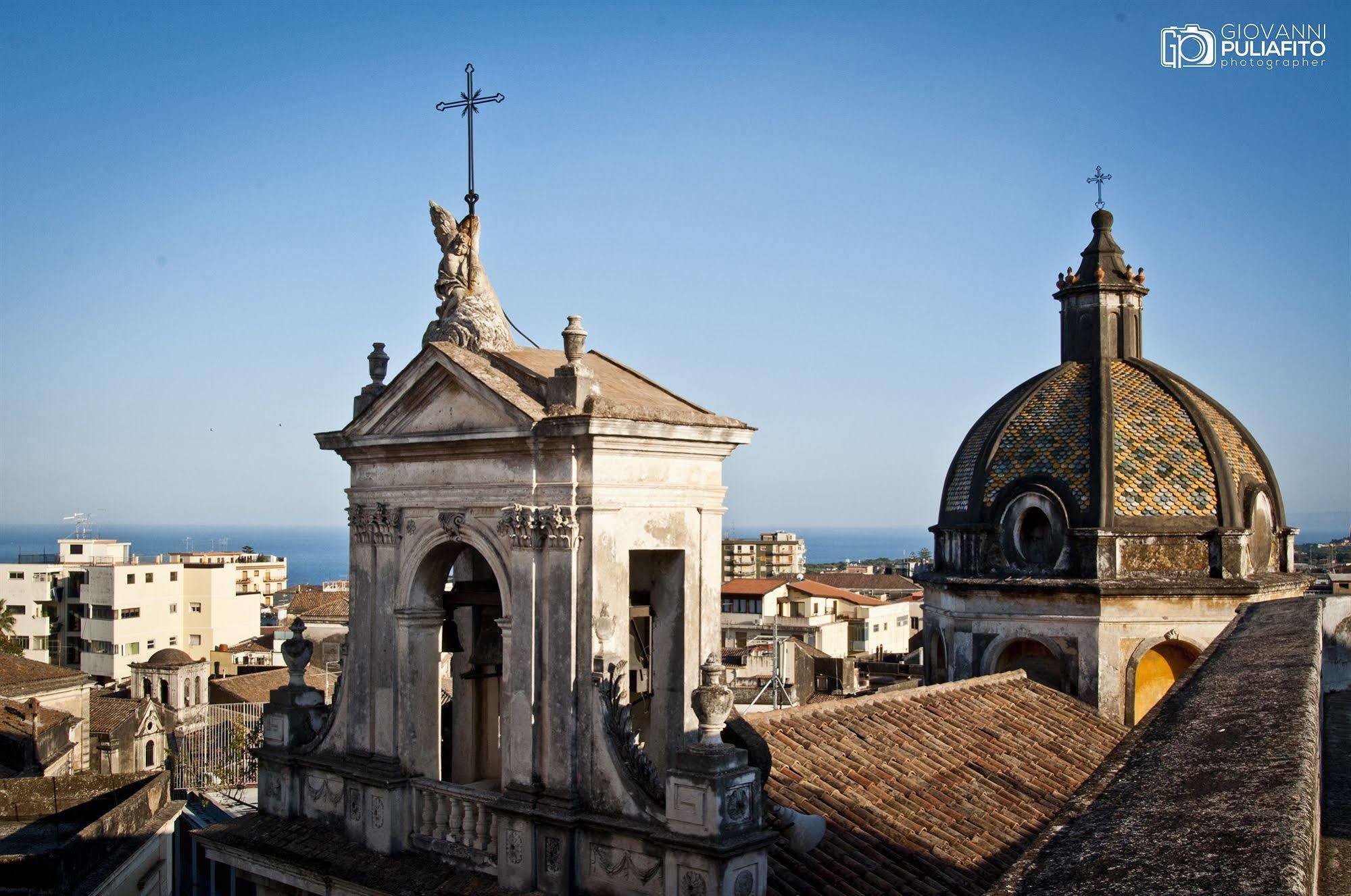 Rs San Sebastiano Holidays Acireale Eksteriør bilde